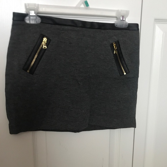 Express Pencil Skirt - Picture 1 of 2
